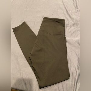 BLACK LEGGINGS. fleece lined. Will keep you warm. Only tried on before.